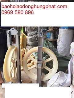 PU LY NHỰA 408X80  Dùng để kéo cáp 400-500mm